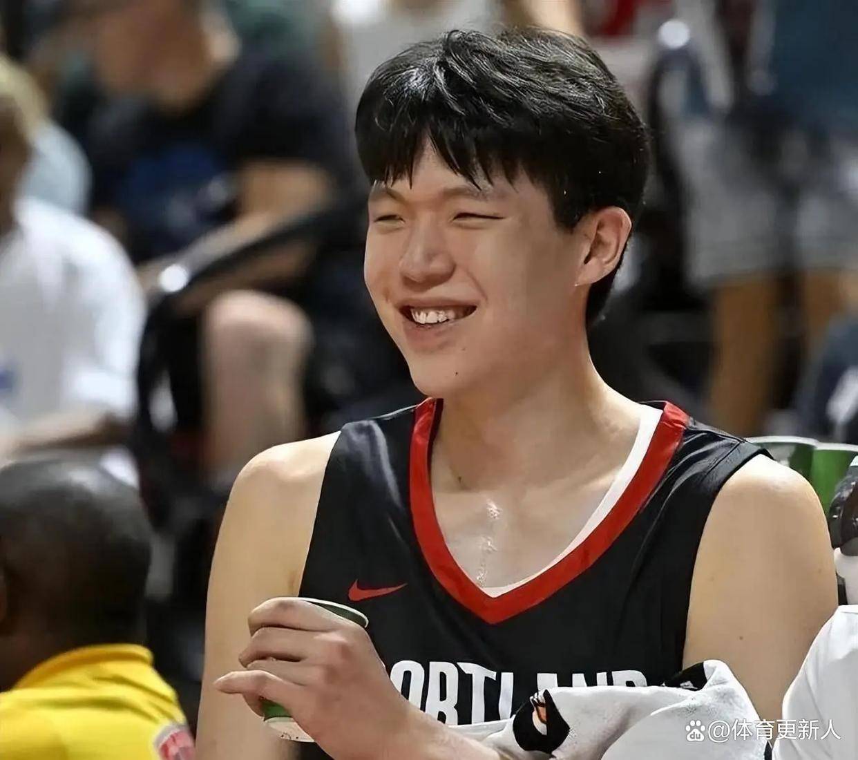 关于今夜CBA季后赛传出新动向；萨克拉门托国王队长鼓劲；管理层表态：更衣室稳定；赛程密集仍需轮换的信息